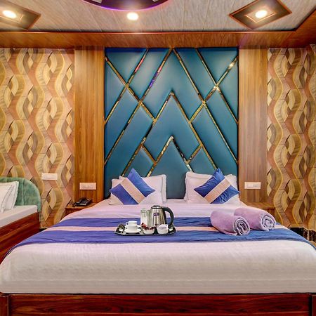 Hotel Royal Hameed Srinagar  Room photo