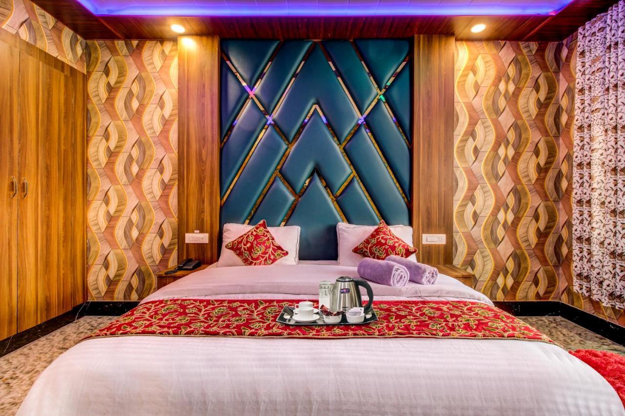 Hotel Royal Hameed Srinagar  Room photo
