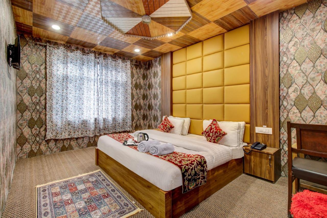 Hotel Royal Hameed Srinagar  Exterior photo