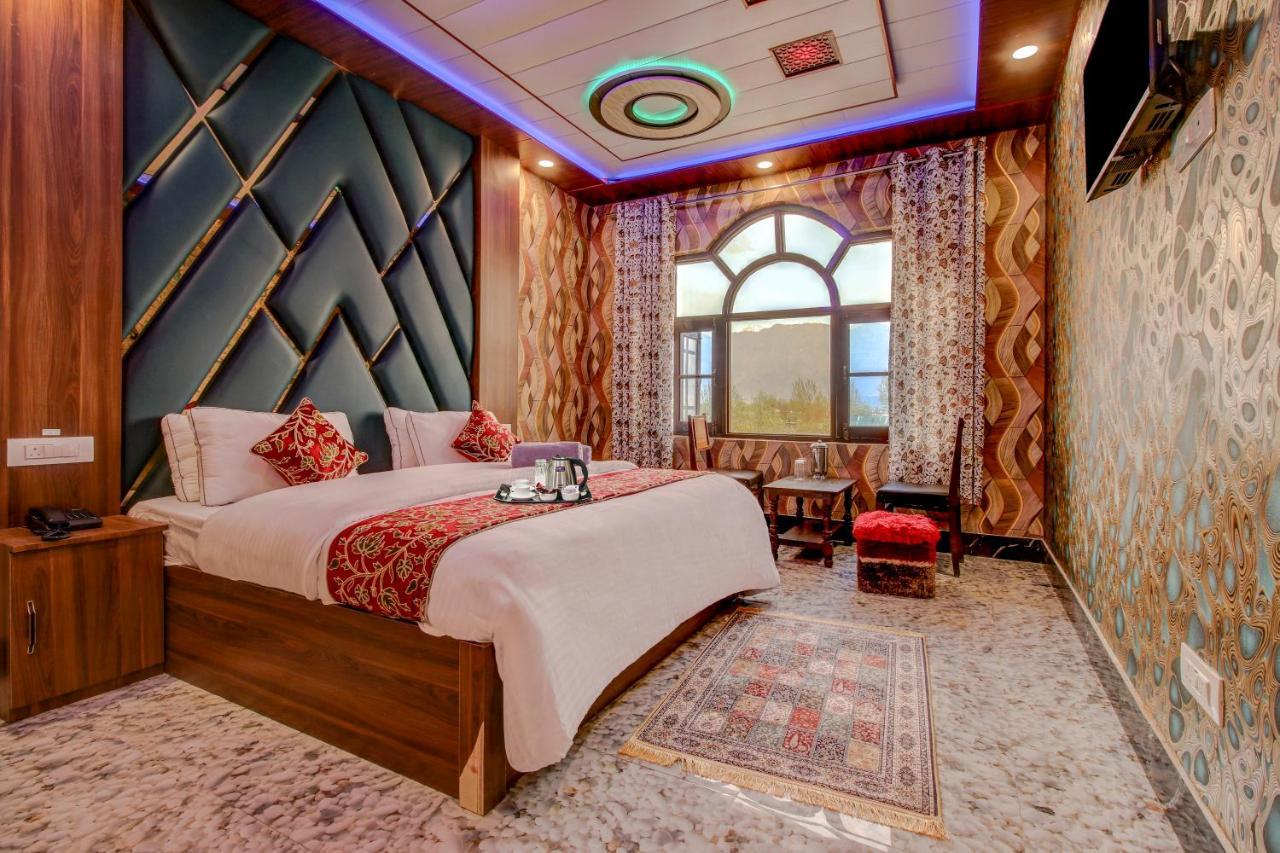 Hotel Royal Hameed Srinagar  Room photo